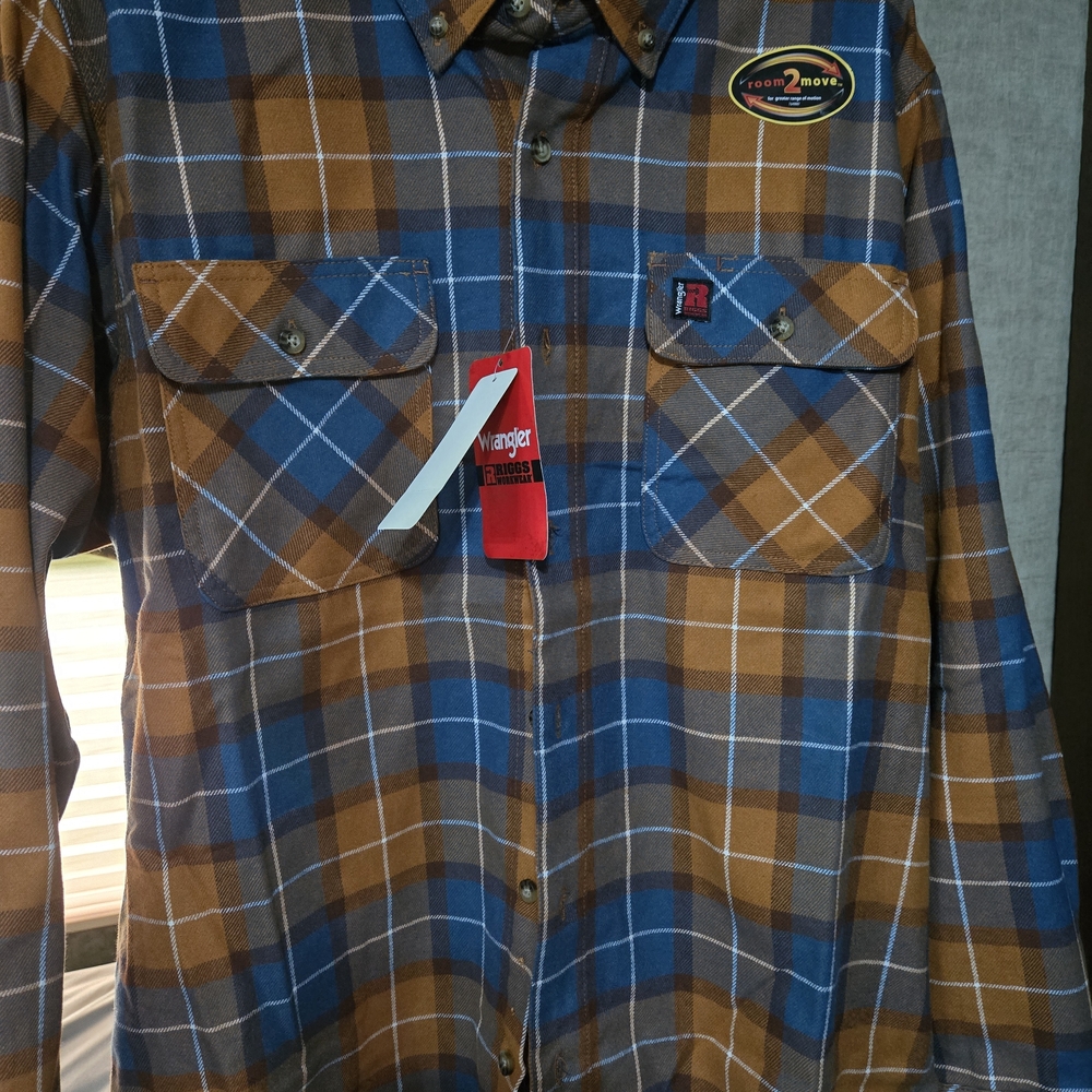 Wrangler Riggs Workwear Brown and Blue Shirt